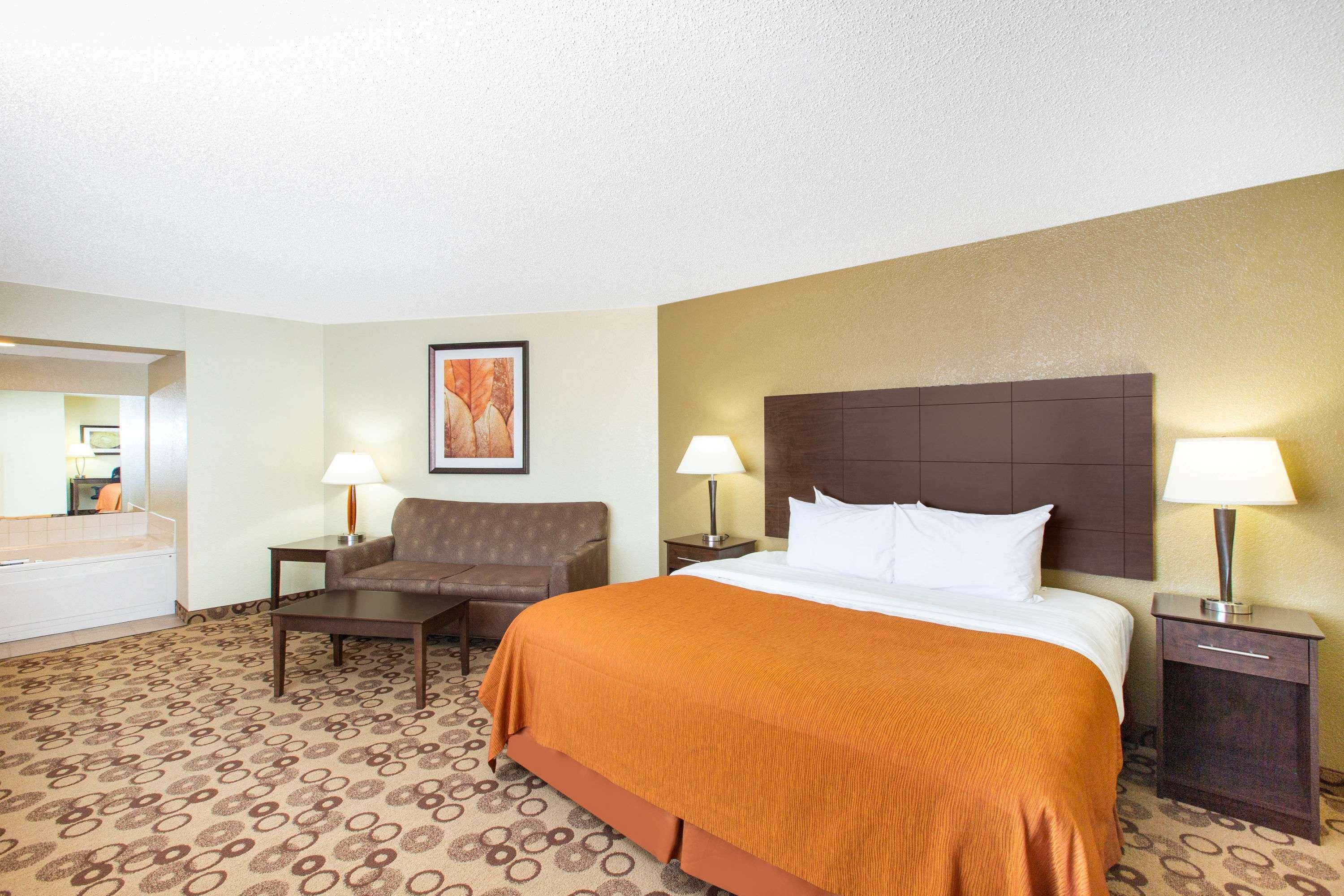 Hotel Spark By Hilton Cedar Falls Esterno foto